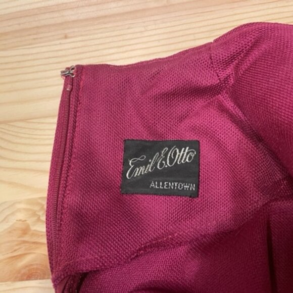 Burgundy dress w/bell sleeves, circa 60s to 70s, sz 10 good condition - Picture 5 of 8